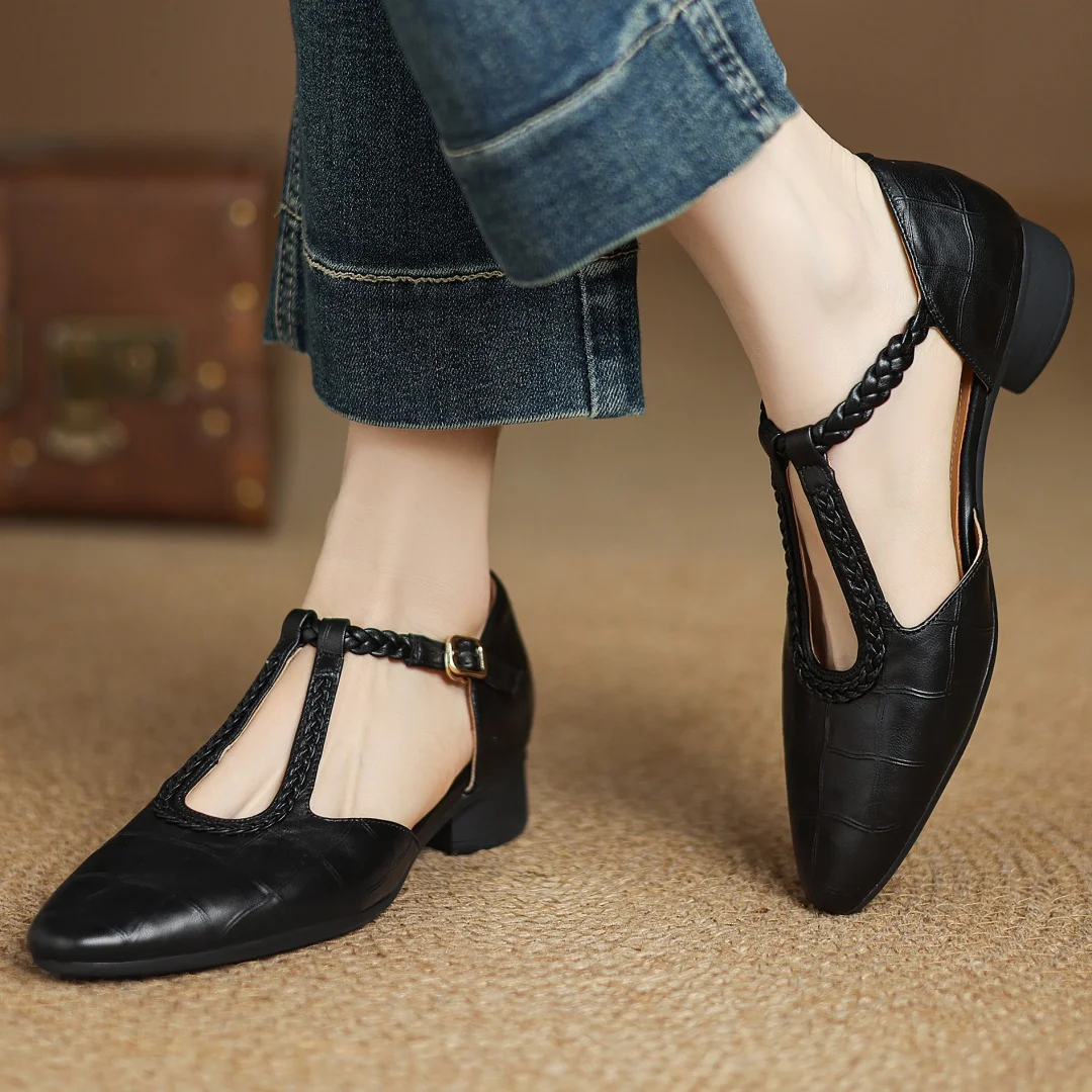 Greta | Classic Leather T-Strap Shoes with Braided Detail
