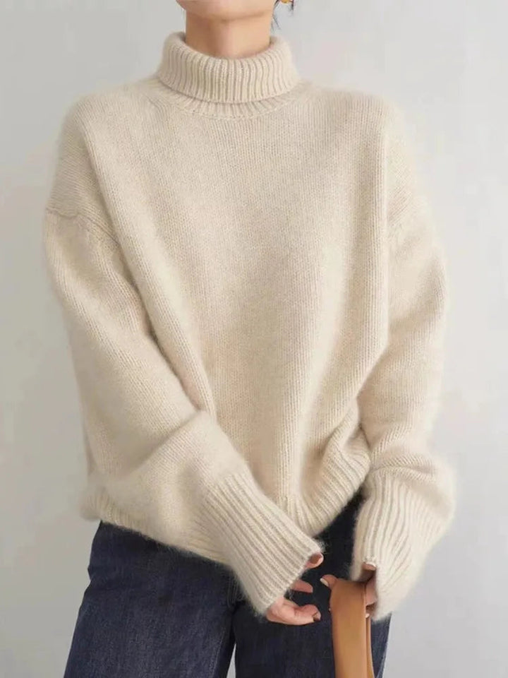Luxurious Cashmere Turtleneck Sweater