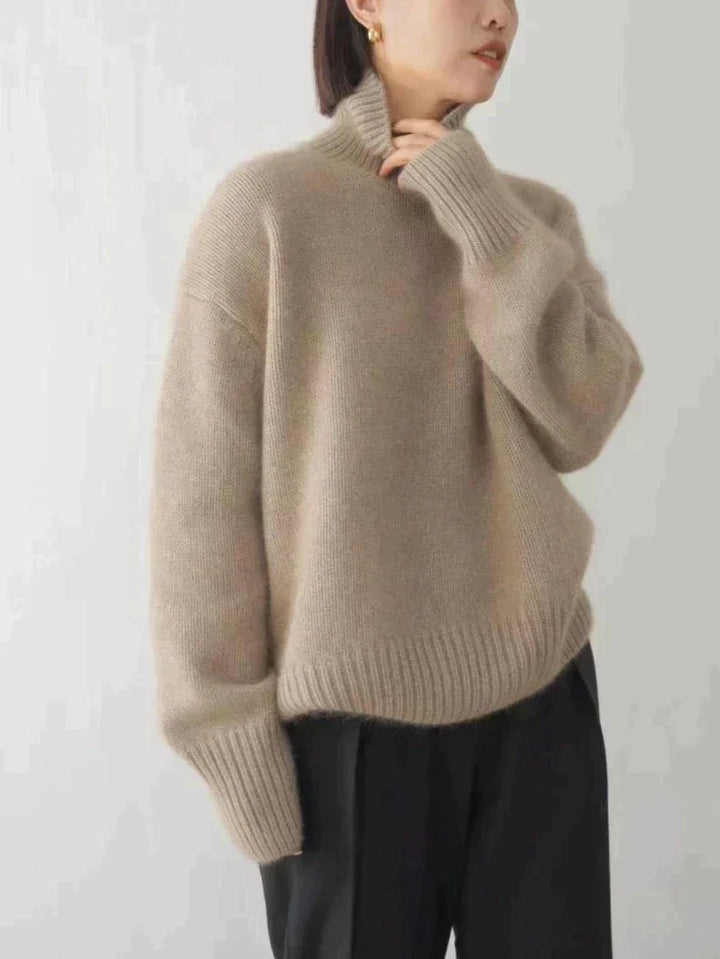 Luxurious Cashmere Turtleneck Sweater