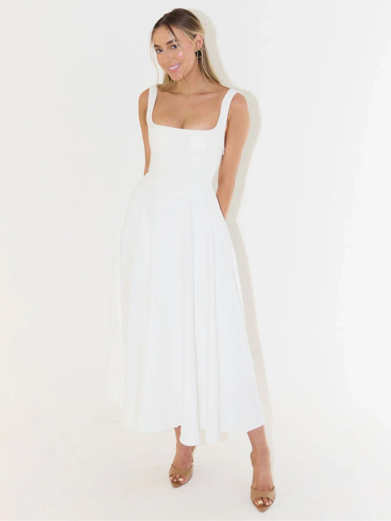Scarlett – Elegant Fit & Flare Dress