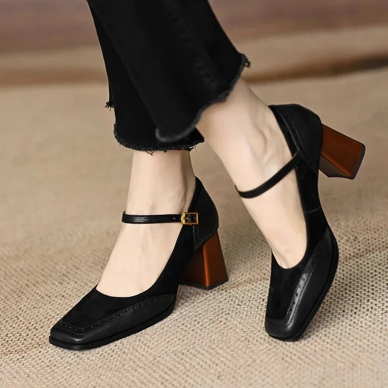 Ellie | Classic Leather Pumps