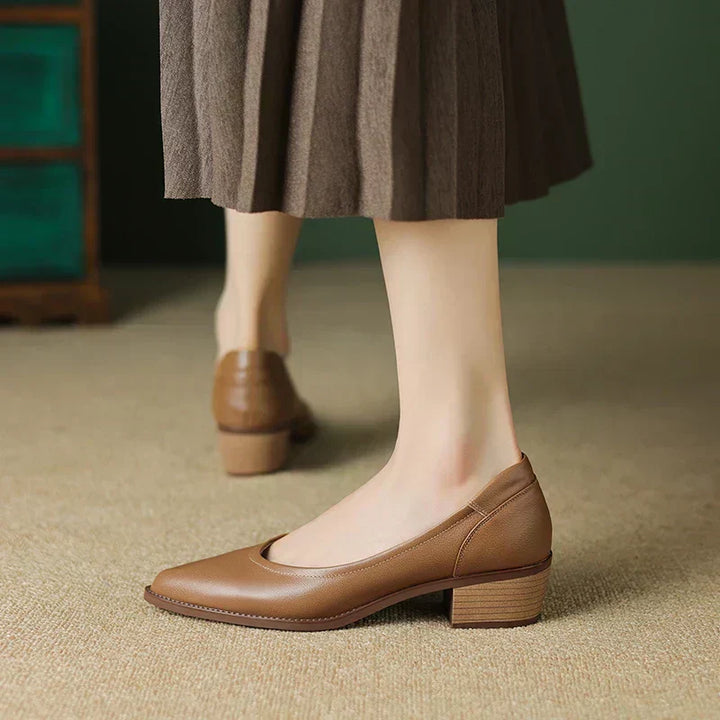 Graceful Mid-Heeled Shoes