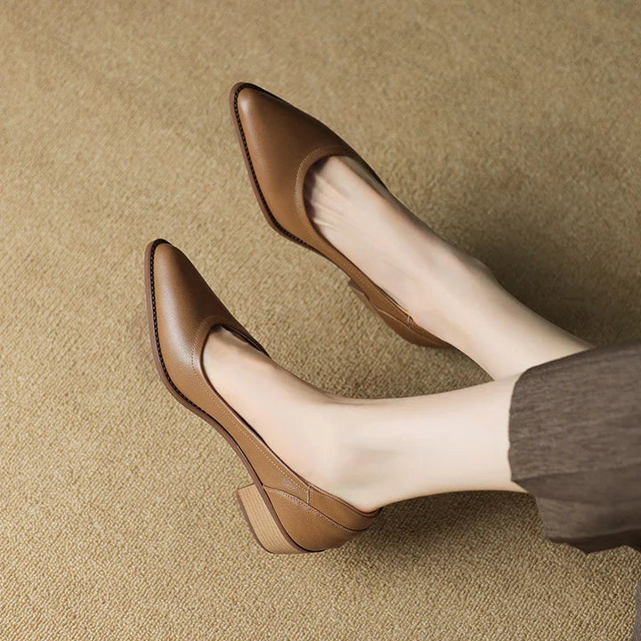 Graceful Mid-Heeled Shoes