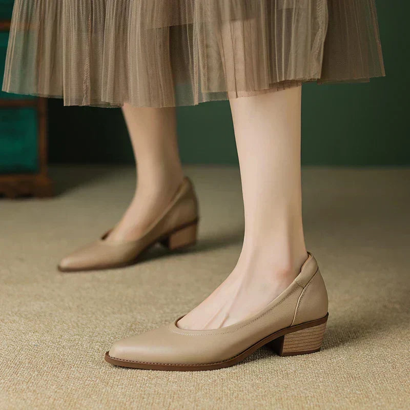 Graceful Mid-Heeled Shoes