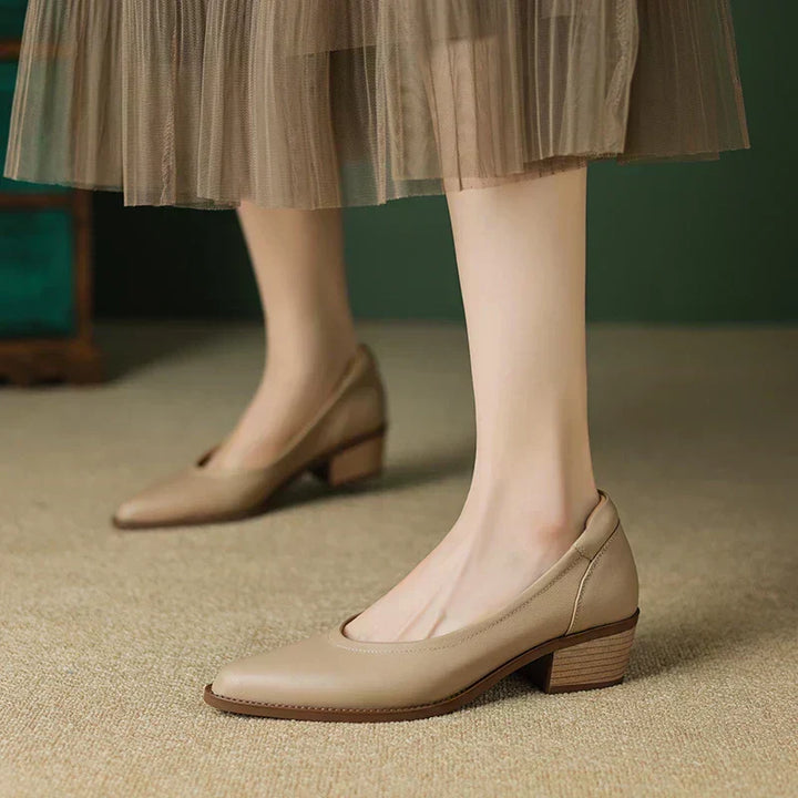 Graceful Mid-Heeled Shoes
